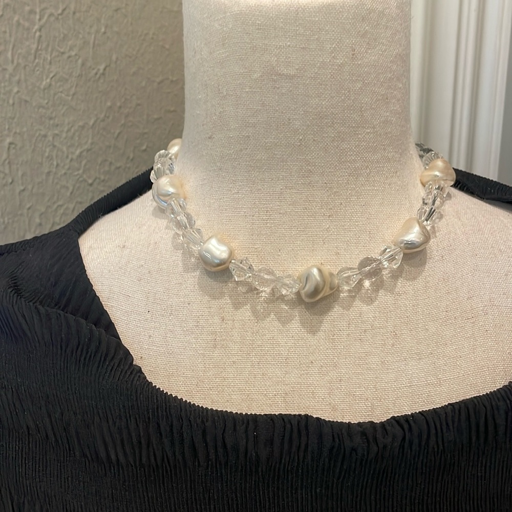 Hand Crafted Crystal and Faux Pearl Necklace 16"